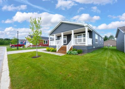 262 Riviera Dr